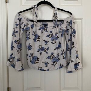 American Eagle Outfitters Crop Top Shirt